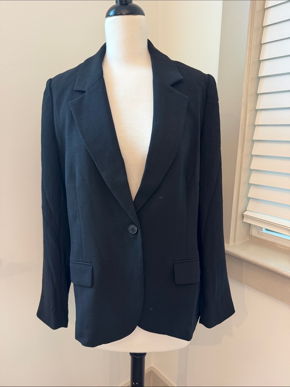 Spanx Satin Back Crepe Blazer - Black